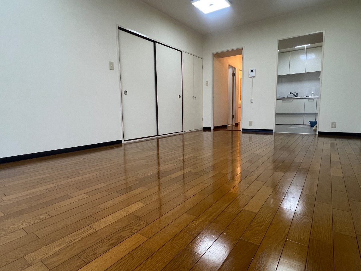 【施工後】東京都多摩市 中古マンション Ｎ様邸 ガラスフロアコーティング施工事例 M&Mフロアコーティング施工済み