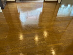 【2日目施工後】東京都練馬区 ご入居中戸建て Ｔ様邸 UVフロアコーティング施工事例 M&Mフロアコーティング施工済み
